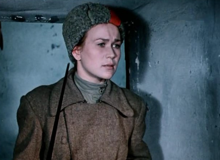 В роли Агриппины в фильме «Хождение по мукам».