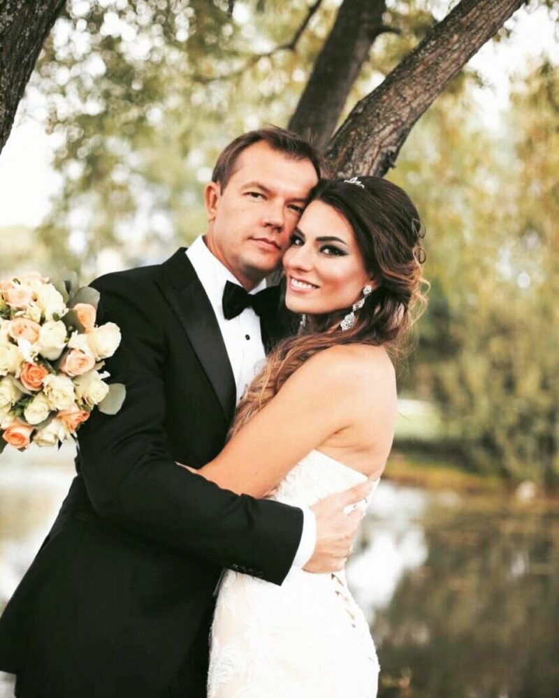 Алексей Фатеев с женой.