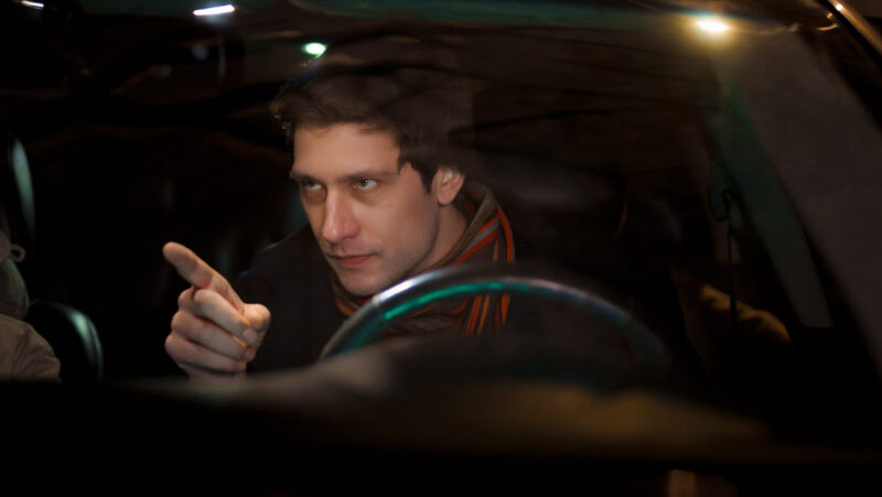 «Тот брак был ошибкой»: почему 67-летний Алексей Гуськов ушёл от первой жены, оставив дочь, но обрёл счастье с Лидией Вележевой