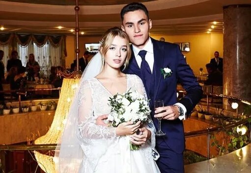 Кирилл Андреев-младший с супругой.