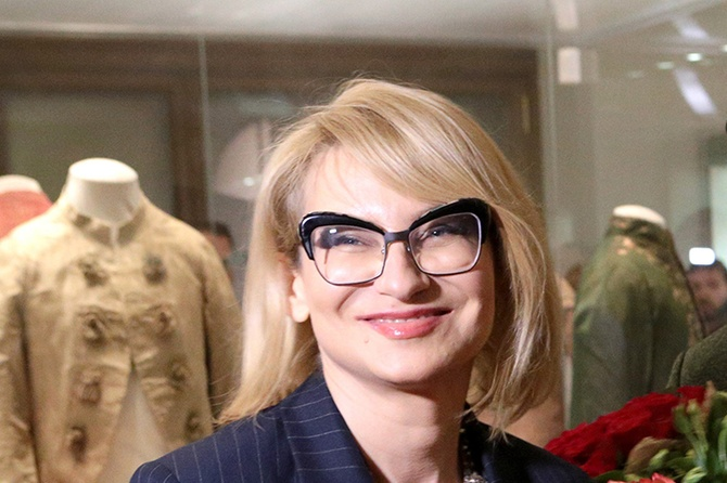 «Она настоящий буржуй от медицины…»: почему Малышева, Малахов и Скабеева возглавили антирейтинг телеведущих 2025 года