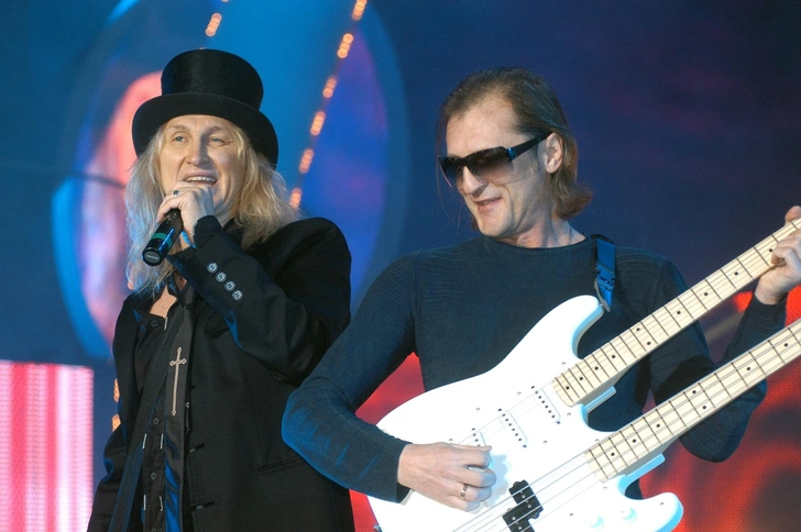 В нулевых Иванова обвиняли в периодическом использовании фонограммы на концертах