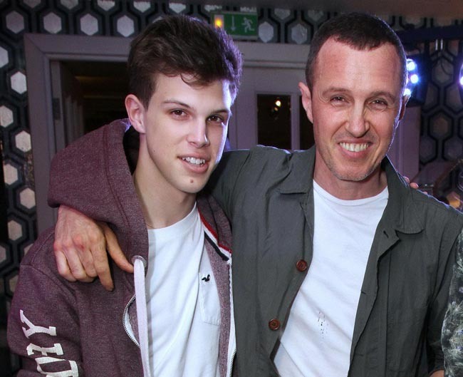 «Не дотянула природа»: почему сыновьям 50-летних звёзд не всегда достаётся красота родителей?