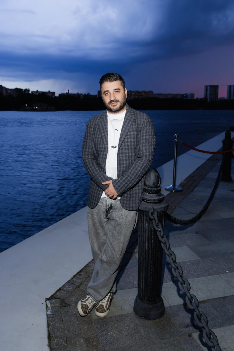 «Спасибо, что не Прилучный»: в Сети разгорелись споры вокруг выбора Станислава Бондаренко на роль Болконского