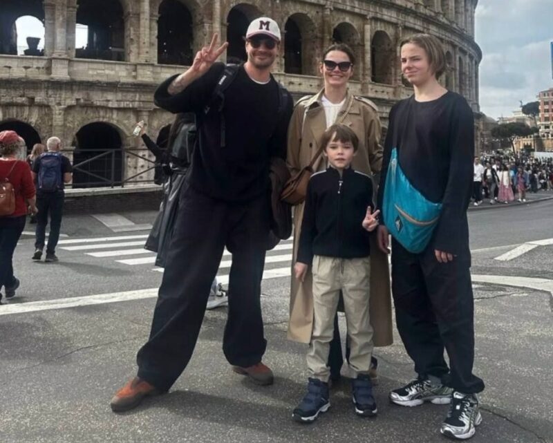 Максим Матвеев и Лиза Боярская с сыновьями: семейная идиллия на публике.