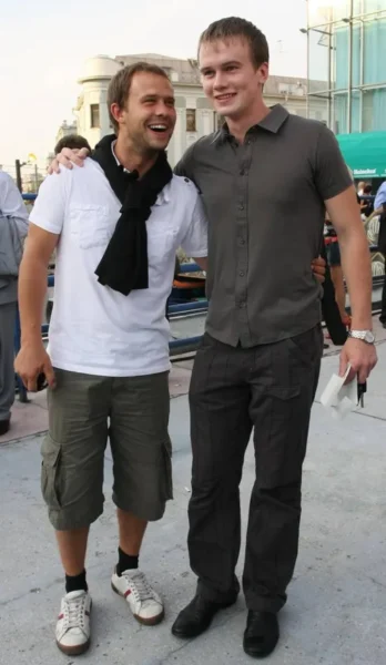 «Он дежурил у кровати часами»: как дружба связала самых известных актеров российского кино