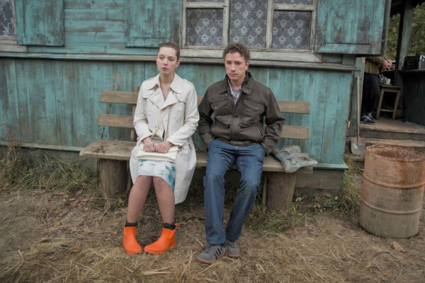 «Всего 145 миллионов»: как ограбление инкассаторов и золотые «Жигули» изменили судьбы героев в сериалах о лихих 90-х