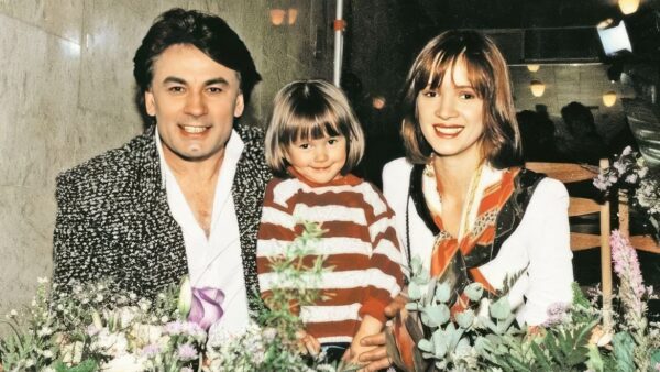 «Большего свинства я не видела!»: как Елена Стебенева рассорилась с Игорем Крутым из-за дочери Мишель