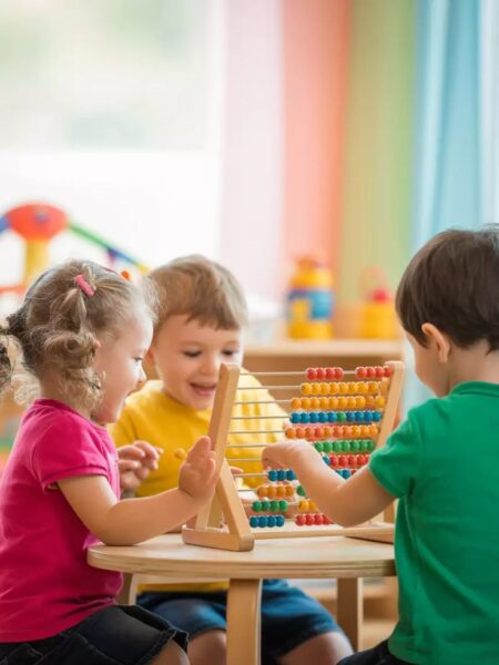 Рынок детских товаров вырос, а покупки упали: почему родители экономят на «детском»