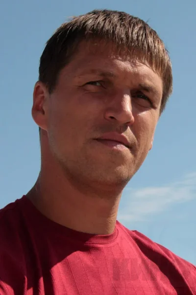 «Он просто растворился»: почему 53-летний Дмитрий Орлов сбежал из кино и как живёт сейчас