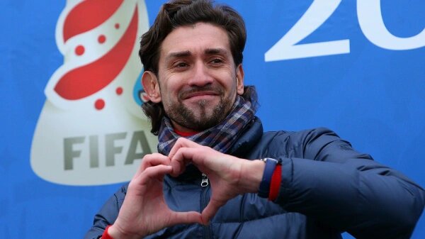 Вратарь Руслан Нигматуллин на пике спортивной карьеры.