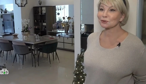 Элегантная обеденная зона в таунхаусе Татьяны Веденеевой.