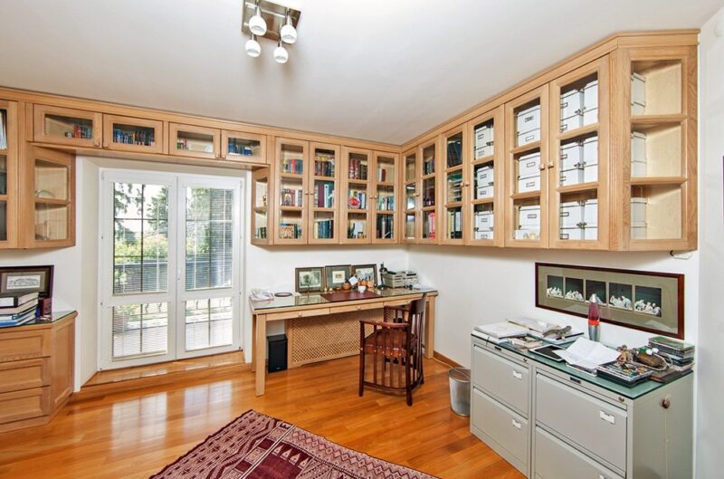 «Мне всё казалось игрой»: почему 20-летний гражданский брак Любови Толкалиной и Егора Кончаловского завершился громким расставанием