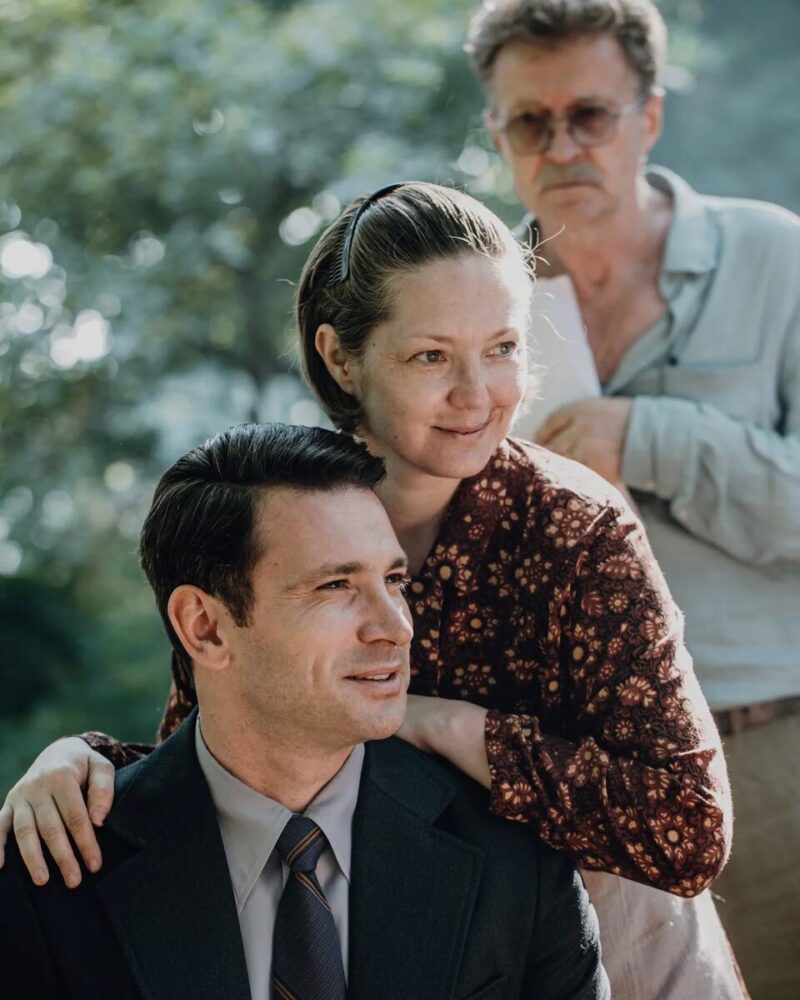 «Без американской мечты»: как живет 52-летняя Мария Аниканова, бросившая женихов-фигуристов ради театра