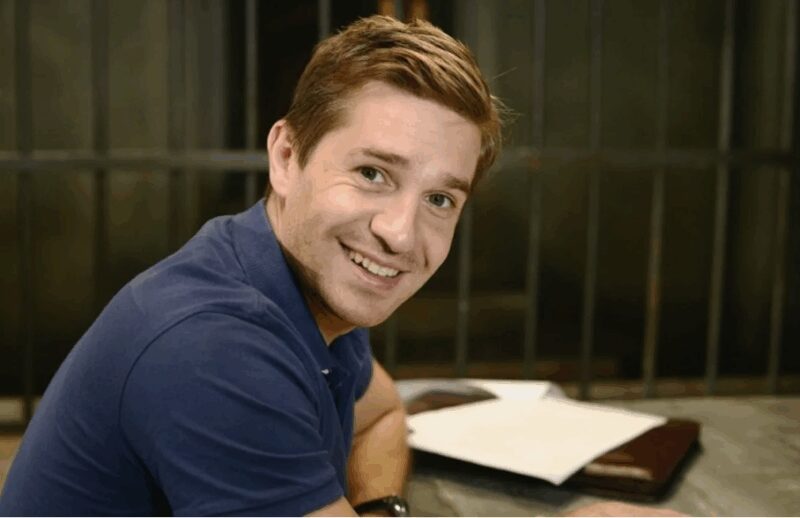 Расставание с дочерью легенды: как Александр Ратников ушёл от Анны Тараторкиной к новой возлюбленной?