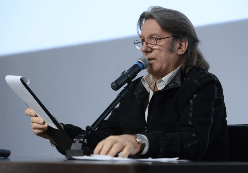 Музыкальный критик Сергей Соседов не скрывал своего возмущения.