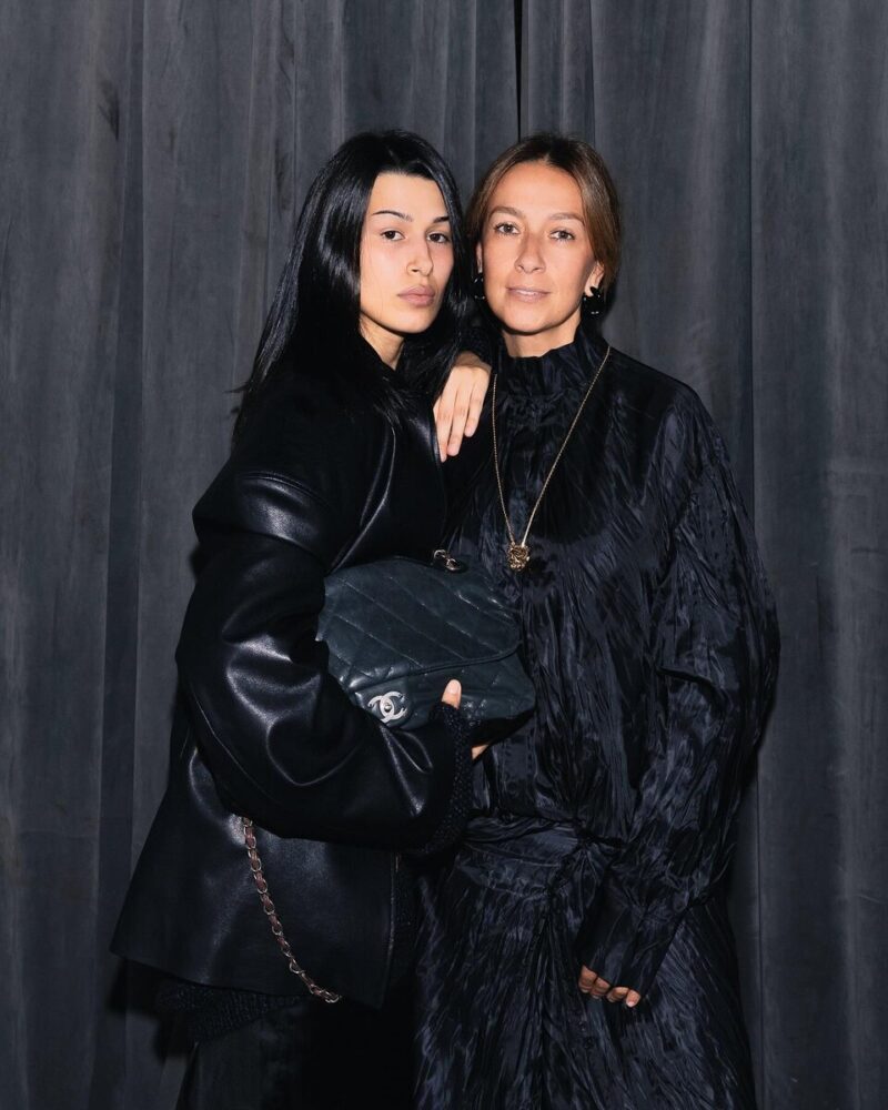 «Она не боится быть собой»: почему 25-летняя падчерица Ивана Урганта живет в США и регулярно вызывает споры