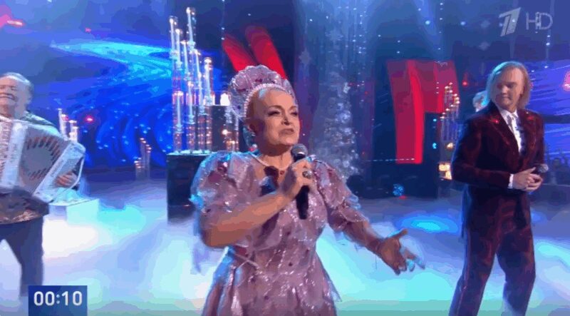 «50 миллионов за 40 минут»: как семейный бизнес Надежды Кадышевой превратил её концерты в балаган, а сына — в главного артиста