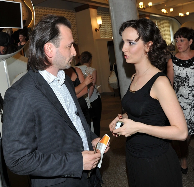 Авербух уважал Ланскую за талант и трудолюбие, но полюбил он Лизу Арзамасову