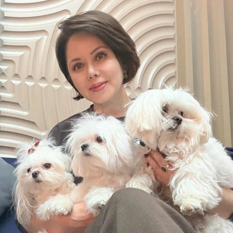 «Вылитая Заворотнюк»: почему третья жена 63-летнего Сергея Жигунова так не похожа на себя?