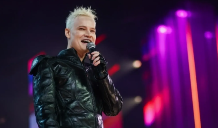 «Не цепляют»: как живет 34-летний Ярослав Дронов, чьи жены старше и как выглядит его дочь