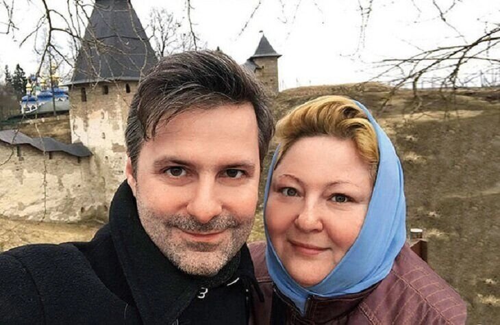 Юлия Сулес с супругом Евгением, который младше её на 5 лет.