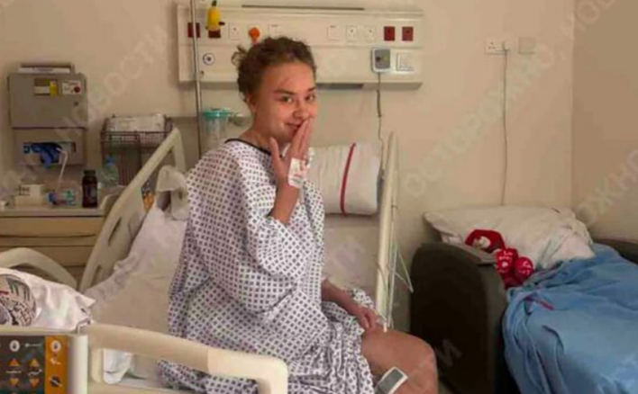 Модель Мария Ковальчук во время лечения в дубайском госпитале