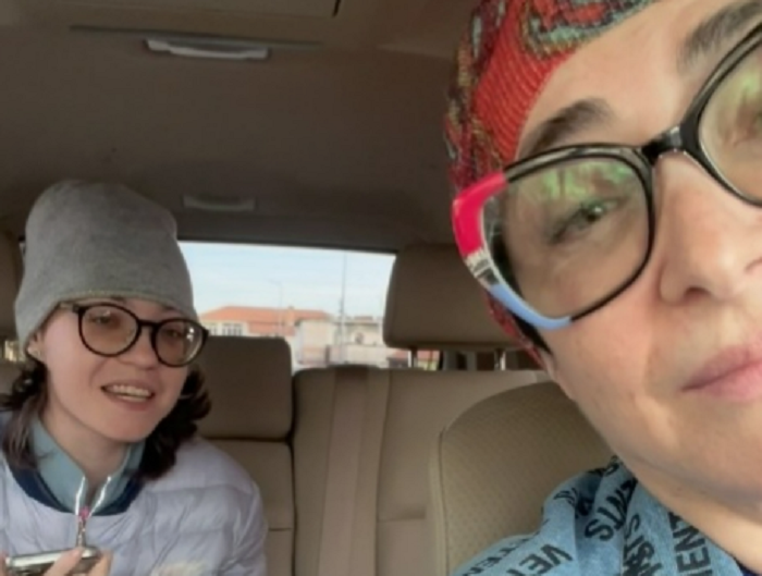 Лолита Милявская с дочерью Евой: история борьбы за здоровье ребёнка.