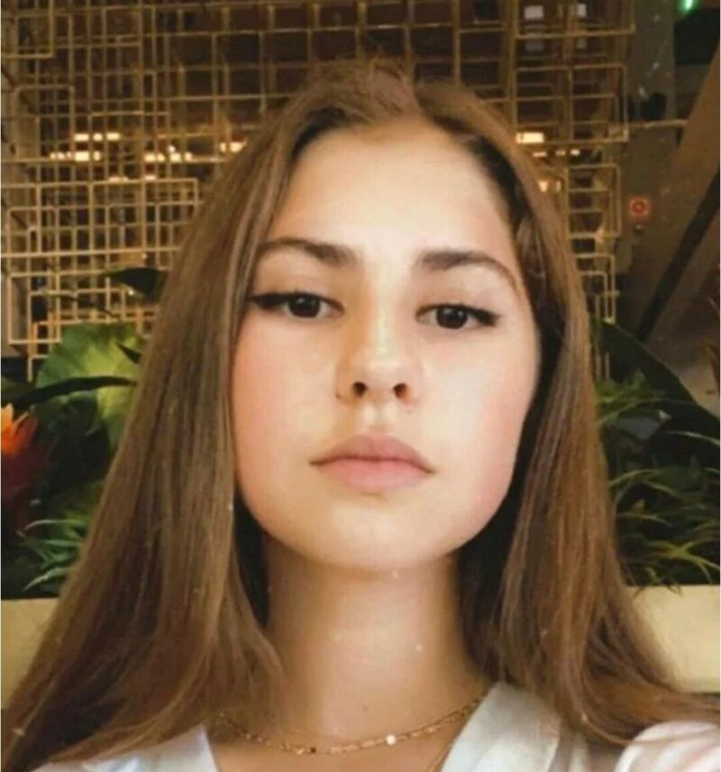 «Трачу не меньше, чем зарабатываю»: как живет 72-летний Александр Мясников, и почему его внебрачная дочь похожа на маму?