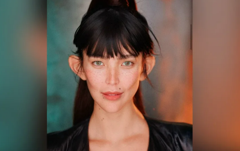 Дарина Эрвин с «эльфийскими ушами».