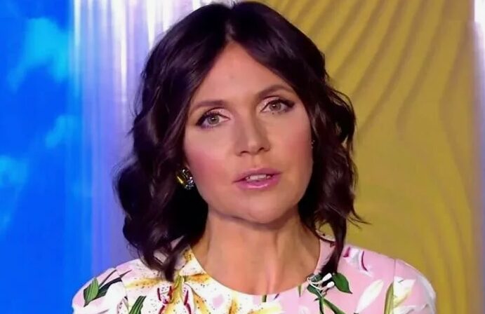 «Никаких диет!»: почему 48-летняя Анастасия Чернобровина скрывает свою семью и родила первенца только в 40 лет