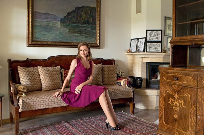 «Мне всё казалось игрой»: почему 20-летний гражданский брак Любови Толкалиной и Егора Кончаловского завершился громким расставанием