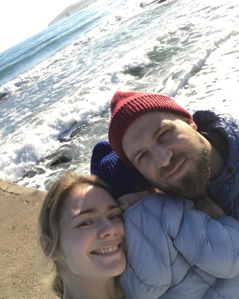 «Не любит строгих запретов»: как выглядит 6-летний сын 42-летней Карины Разумовской и чем он похож на маму?