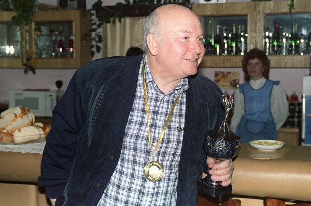 Юрий Лужков в 1990 году, до встречи с Еленой Батуриной