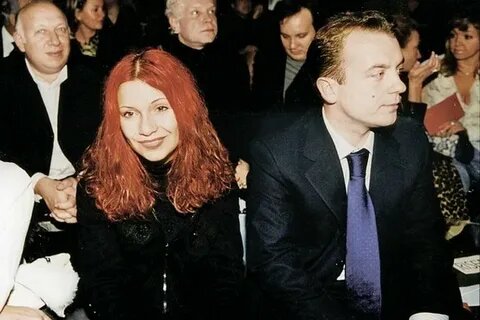 «Он просто сбежал!»: как бизнесмен Александр Карманов разбивал сердца двух певиц и что стало с его 5 детьми