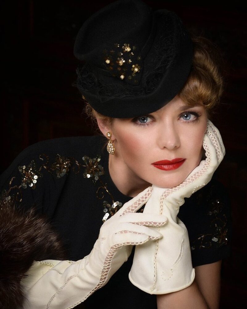 «Не любит строгих запретов»: как выглядит 6-летний сын 42-летней Карины Разумовской и чем он похож на маму?