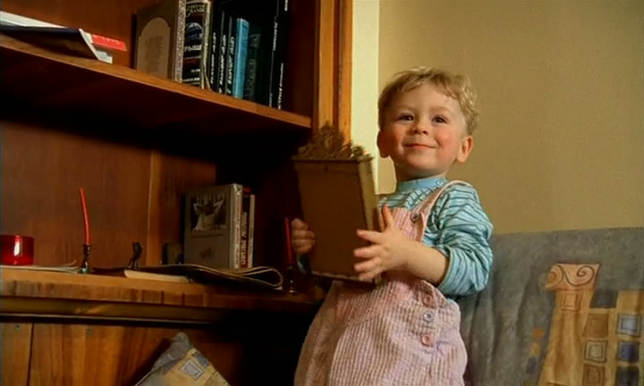 Маленький Артем Вершинин в своём первом проекте — сериале «Бригада»