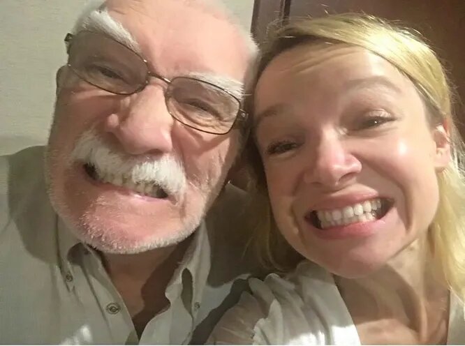 «Без него не смогу быть счастливой»: чем обернулся брак 37-летней пианистки с Арменом Джигарханяном