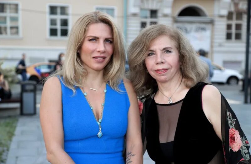 «Он был далёк от идеала»: дочь Анатолия Папанова в 70 лет, как сложилась жизнь Елены Папановой