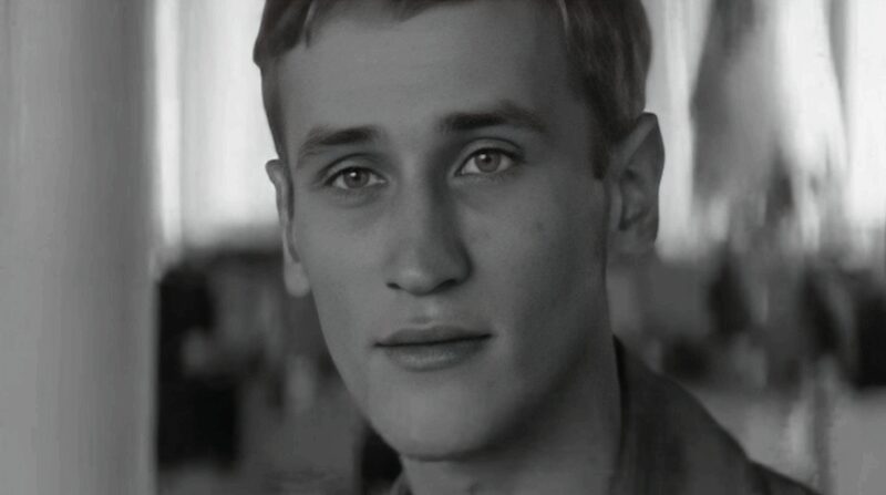 Молодой Леонид Филатов в киноленте «Город первой любви».