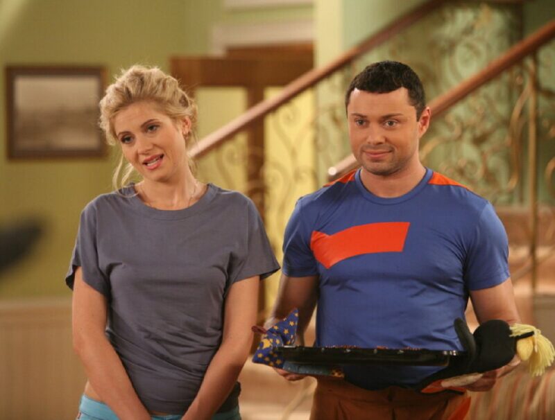 Анна Невская и Андрей Носков в ситкоме «Кто в доме хозяин?»