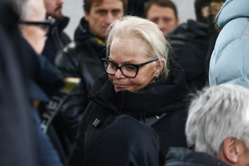 Тишина после взрыва: внезапная смерть звезды ТВ