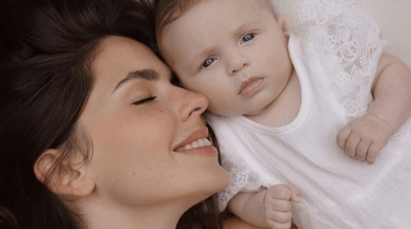 Шарлиз с мамой