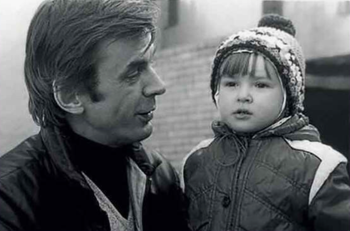 41 год, второй брак и новый малыш: почему звезда «Гадалки» Анна Тараторкина исчезла с экранов, бросив красавца-актера?