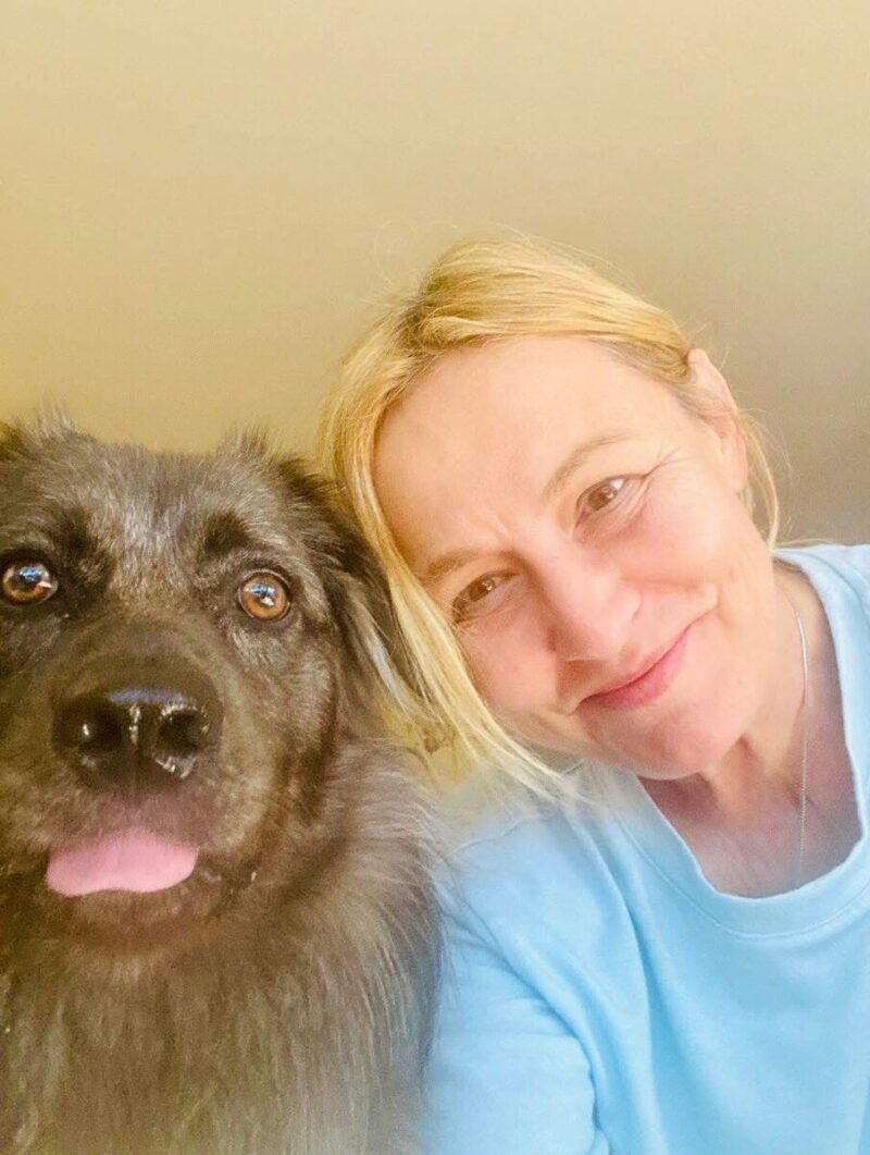 «Ей не хватает только ковбойских сапог»: почему в 61 год Елена Шевченко перестала сниматься и уехала из России, оставив прошлое позади