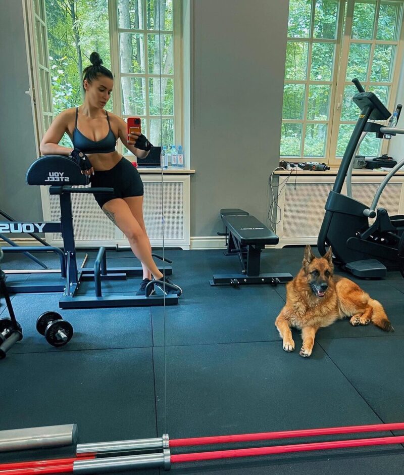 Арендованный рай в 500 квадратов: почему Тина Канделаки не хочет покупать дом мечты