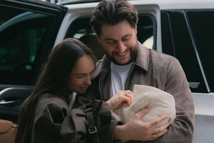 У Мари и Давы родилась дочь