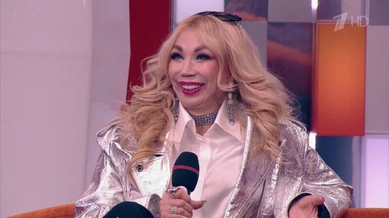 «Полюбоваться можно, а вот жить неудобно»: 61-летняя Маша Распутина рассказала, почему её рублёвский особняк стал «музеем»