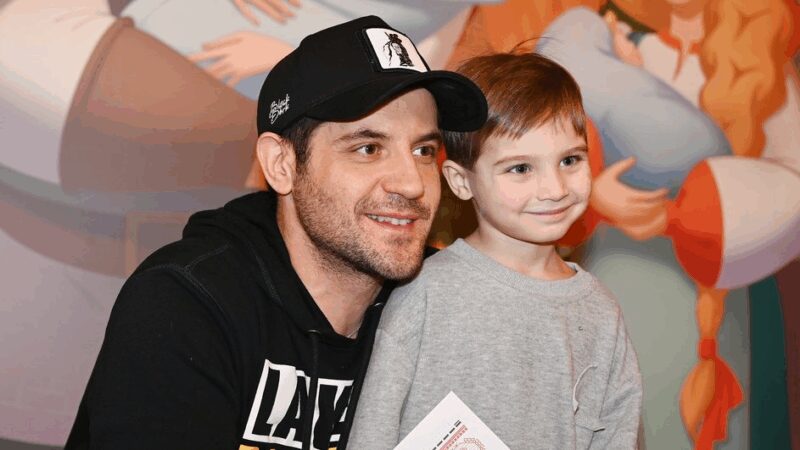 Марк Богатырёв со своим сыном, который стал для него главным смыслом.