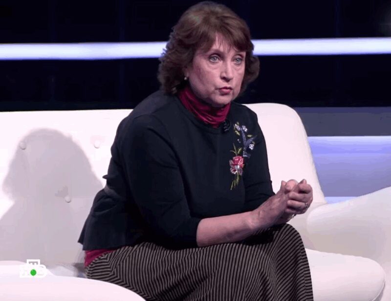 Анна Казючиц с мужем Егором Грамматиковым и сыновьями Ильёй и Даниилом.